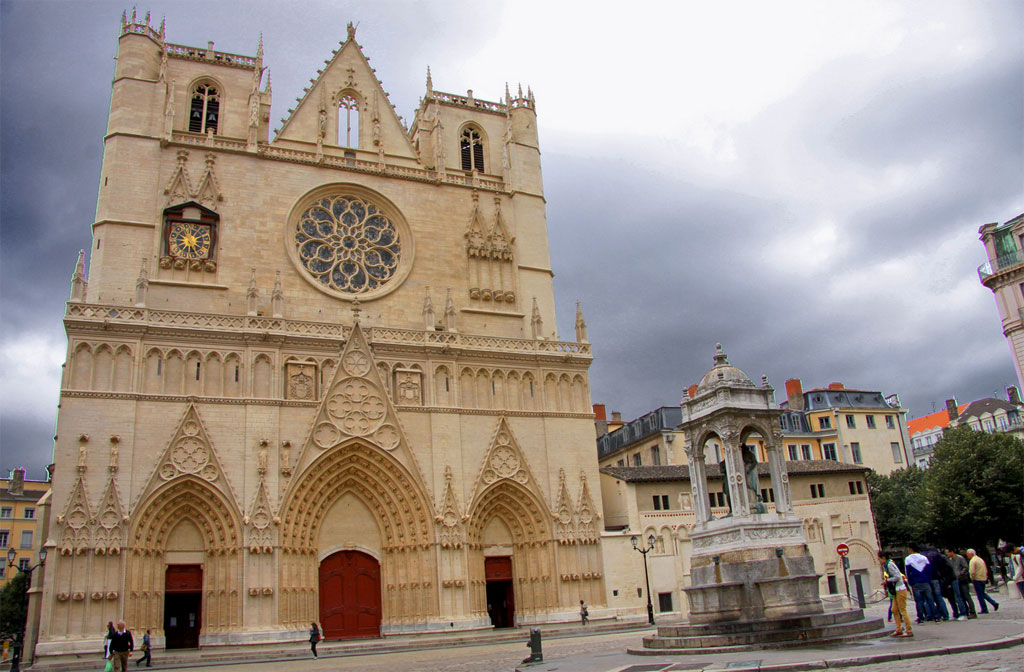 Visiter La Cath drale Saint Jean Horaires Tarifs Prix Acc s